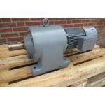63 RPM  3 kW Asmaat 50 mm. Brake Used